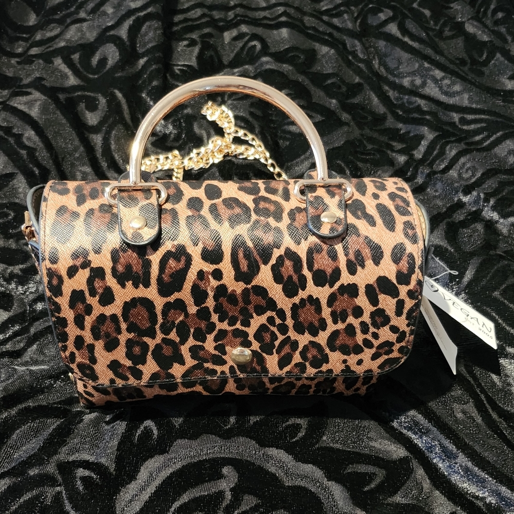 Small Vegan leopard print purse